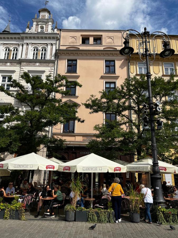 Pod Sloncem - Rynek Glowny Krakow Exterior photo